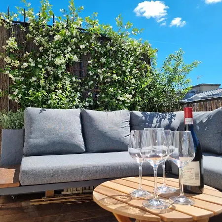 Διαμέρισμα Sunny Terrace In Modern Flat With Ac